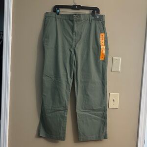 Women’s Green Chino Ankle Pants